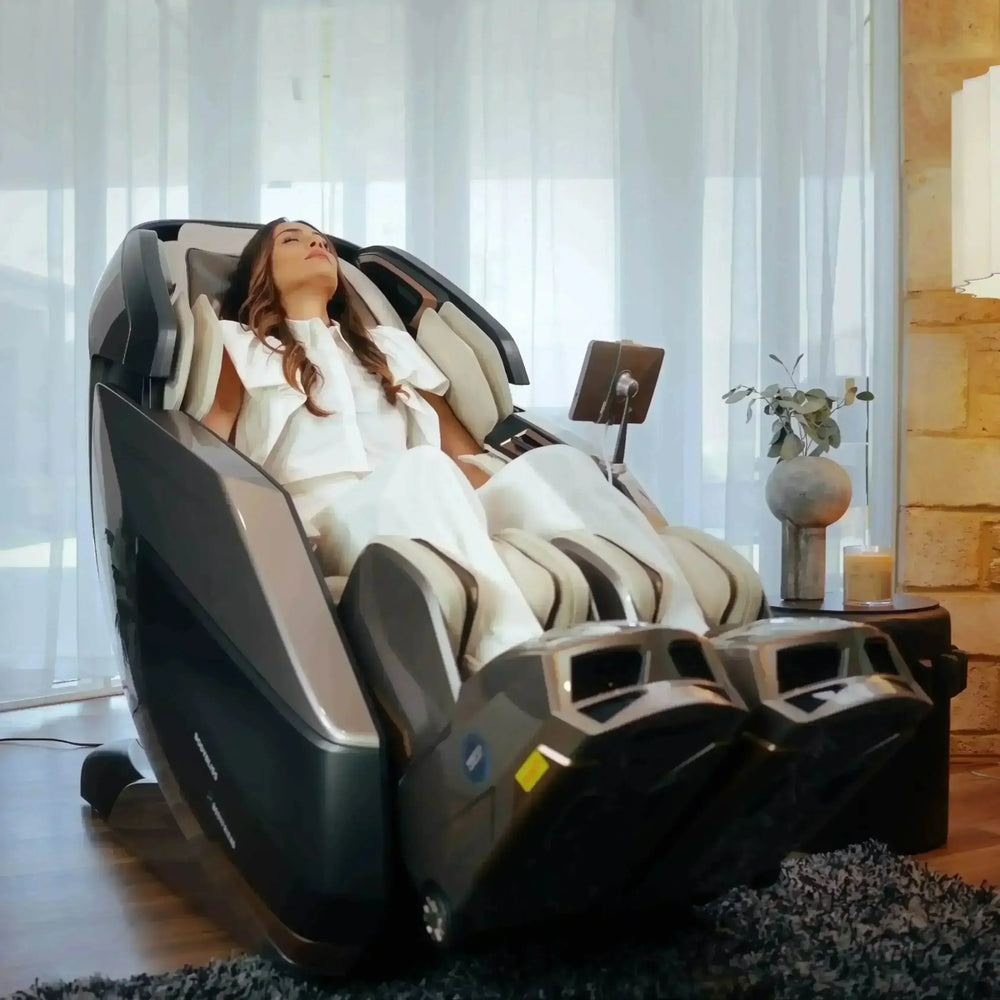 Arctis Glacier™ AI Robotic Massage Chair